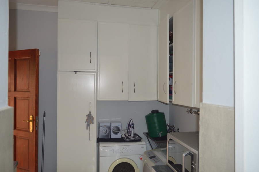 3 Bedroom Property for Sale in Flamwood North West